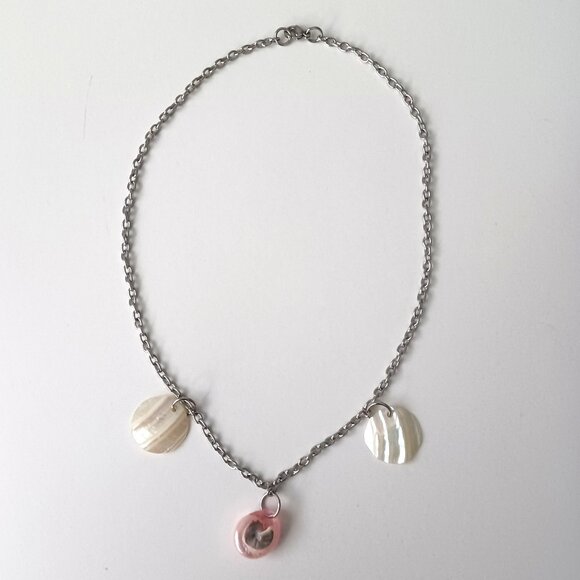 Mother of Pearl Nacre Shells on a Surgical Stainless Steel Chain Necklace - Picture 5 of 6